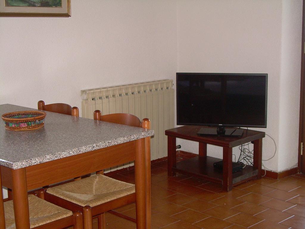 Casa Mary Apartment Brenzone sul Garda Cameră foto