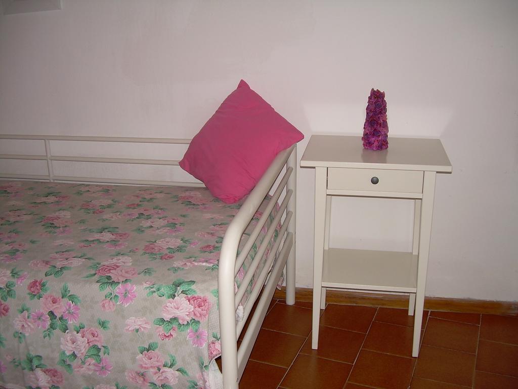 Casa Mary Apartment Brenzone sul Garda Cameră foto