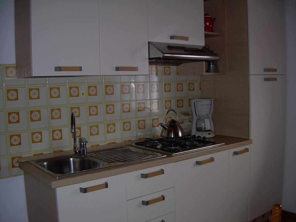 Casa Mary Apartment Brenzone sul Garda Cameră foto